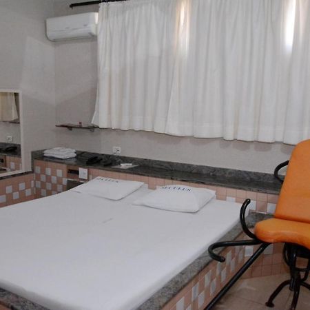 Motel Seculus Barretos Kültér fotó